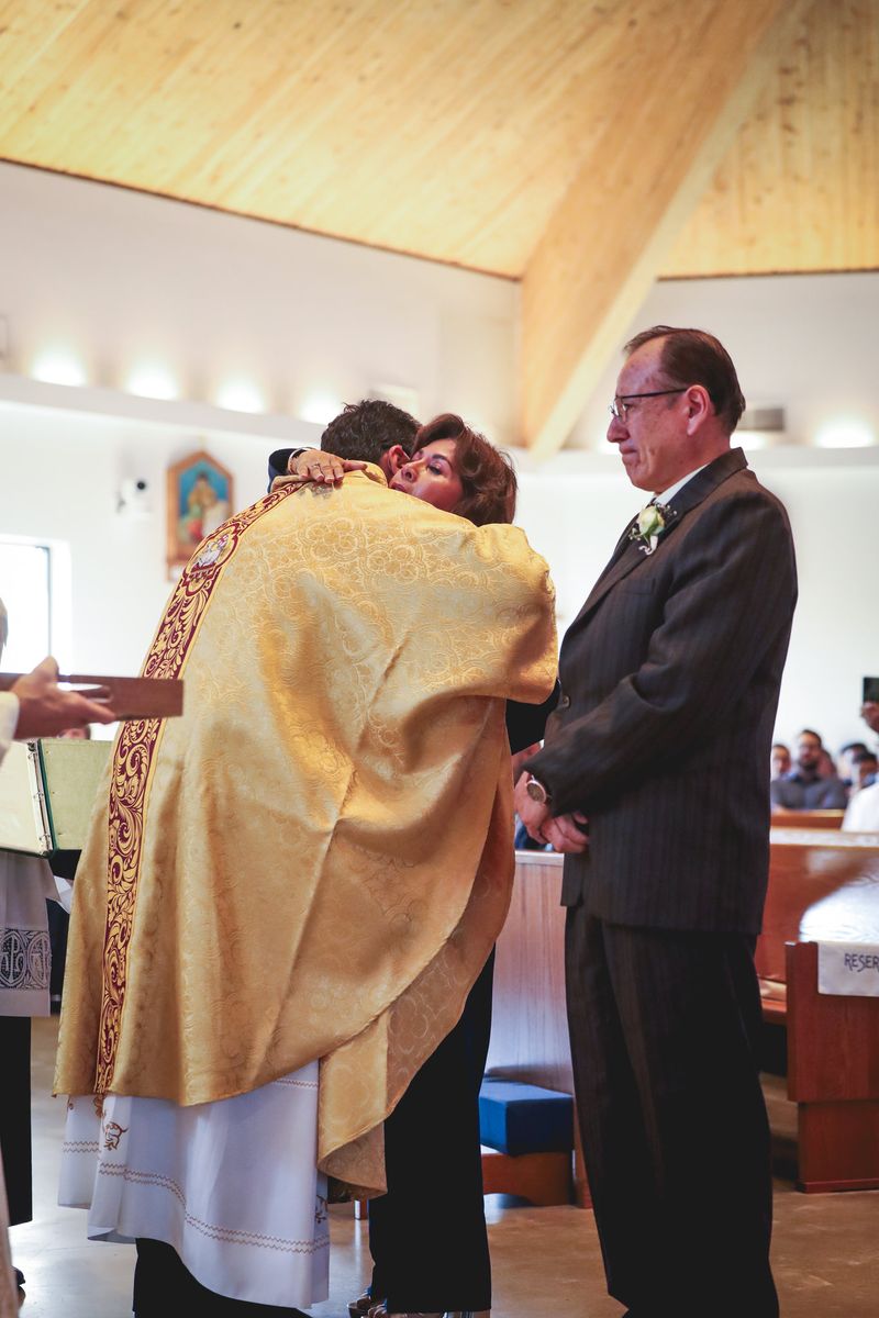 2025-11-23-fr-fernando-first-mass-0146.jpg