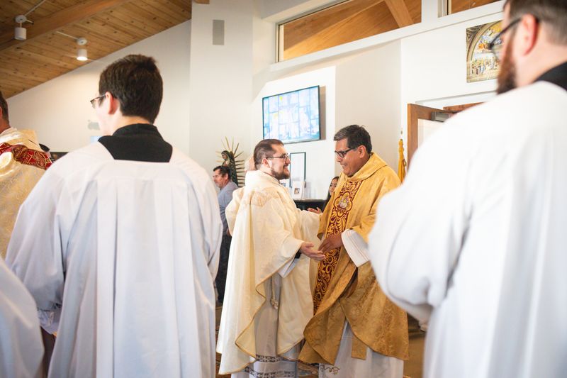 2025-11-23-fr-fernando-first-mass-0182.jpg