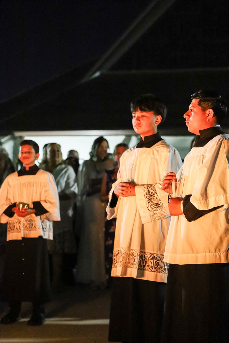 2026-04-04-easter-vigil-0011.jpg