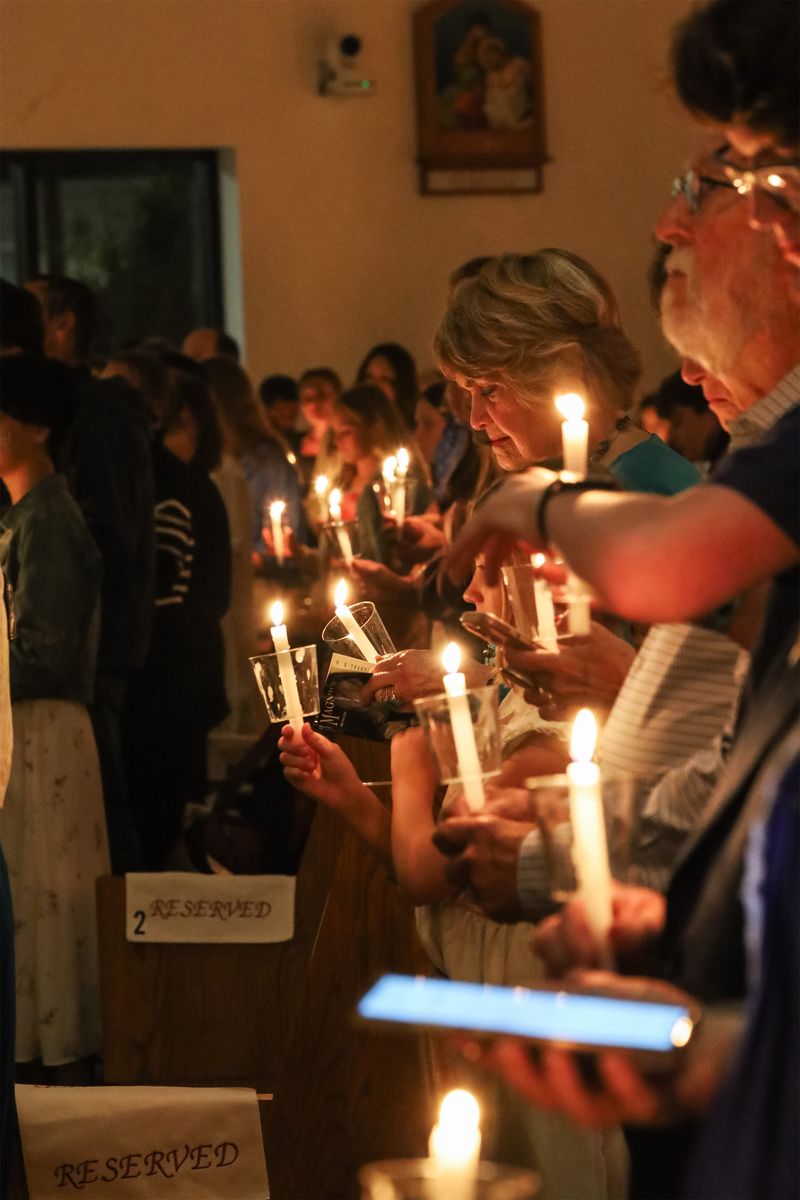 2026-04-04-easter-vigil-0045.jpg