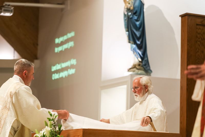 2026-04-04-easter-vigil-0055.jpg