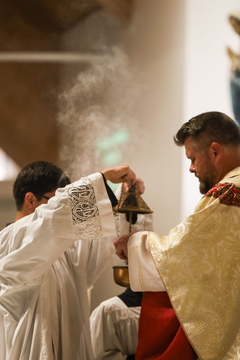 2026-04-04-easter-vigil-0062.jpg
