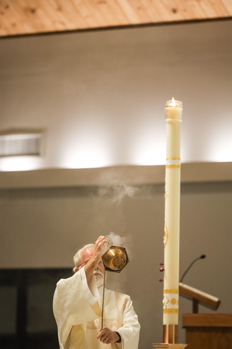 2026-04-04-easter-vigil-0064.jpg