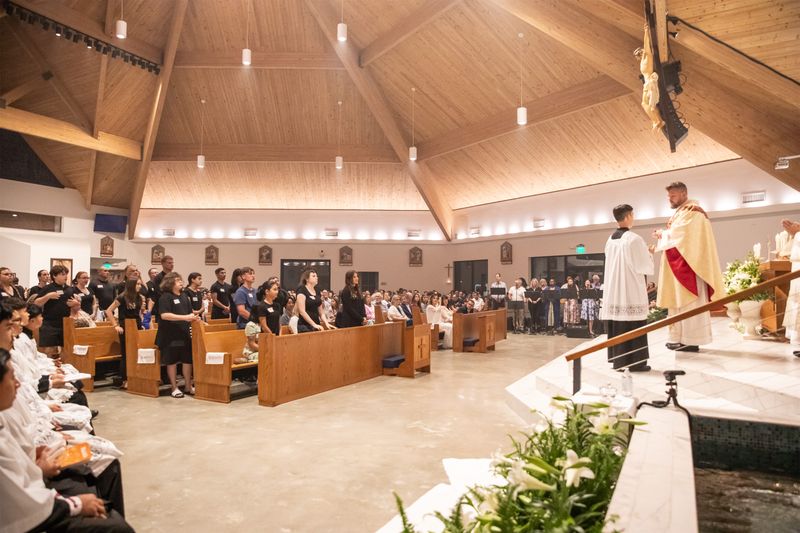 2026-04-04-easter-vigil-0086.jpg