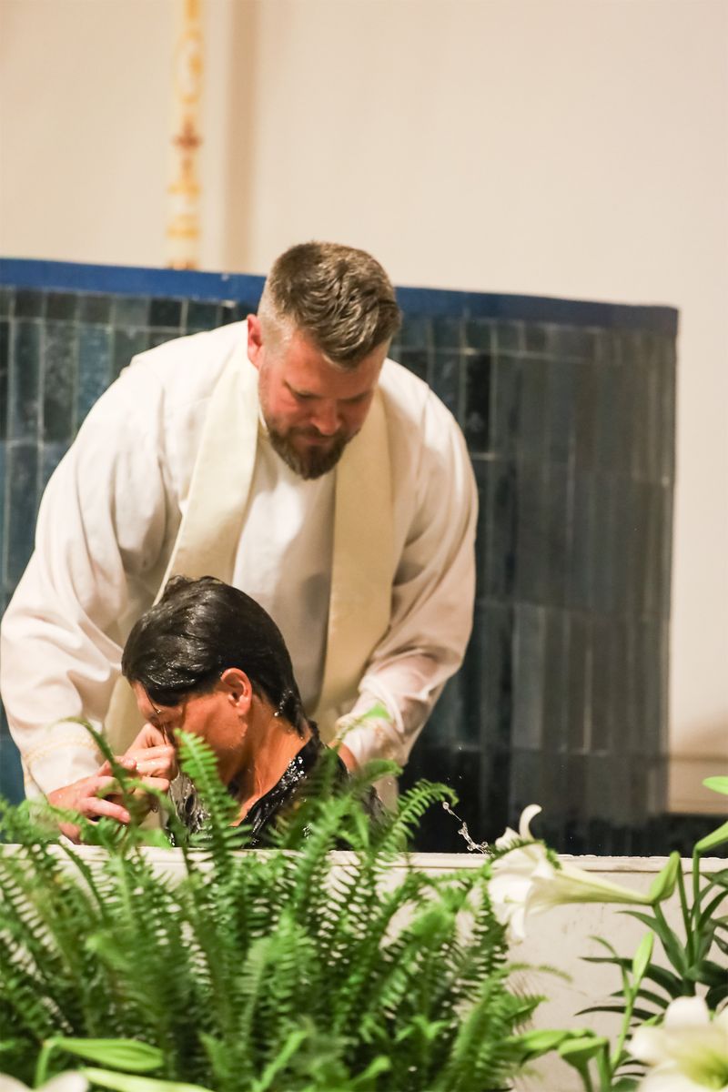 2026-04-04-easter-vigil-0120.jpg