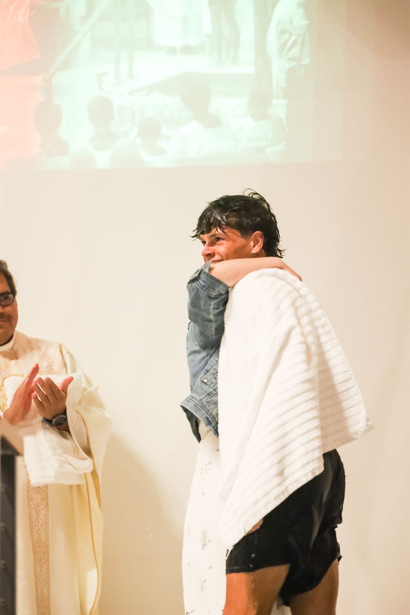2026-04-04-easter-vigil-0122.jpg