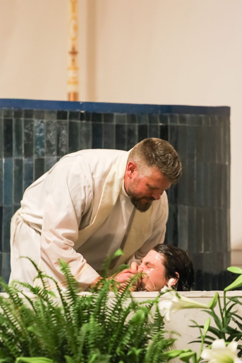 2026-04-04-easter-vigil-0148.jpg