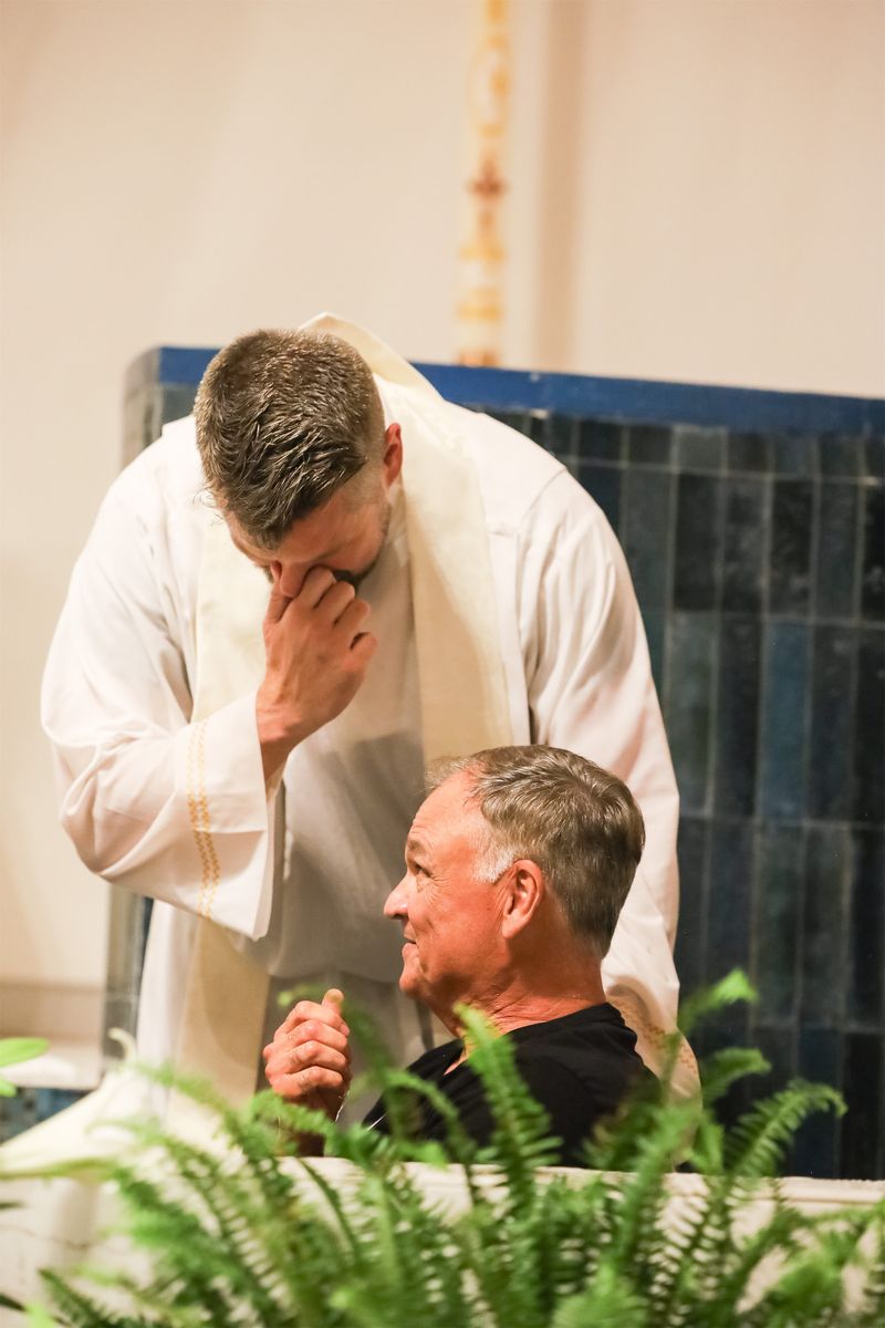 2026-04-04-easter-vigil-0154.jpg