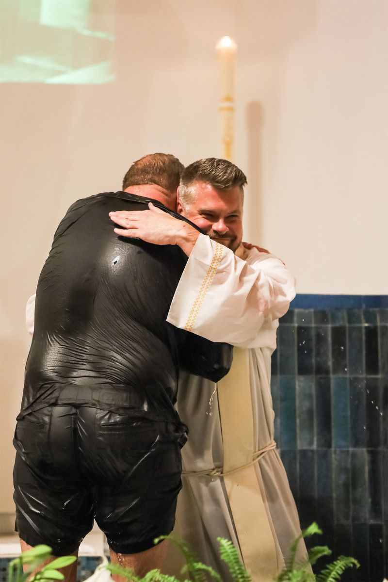 2026-04-04-easter-vigil-0166.jpg