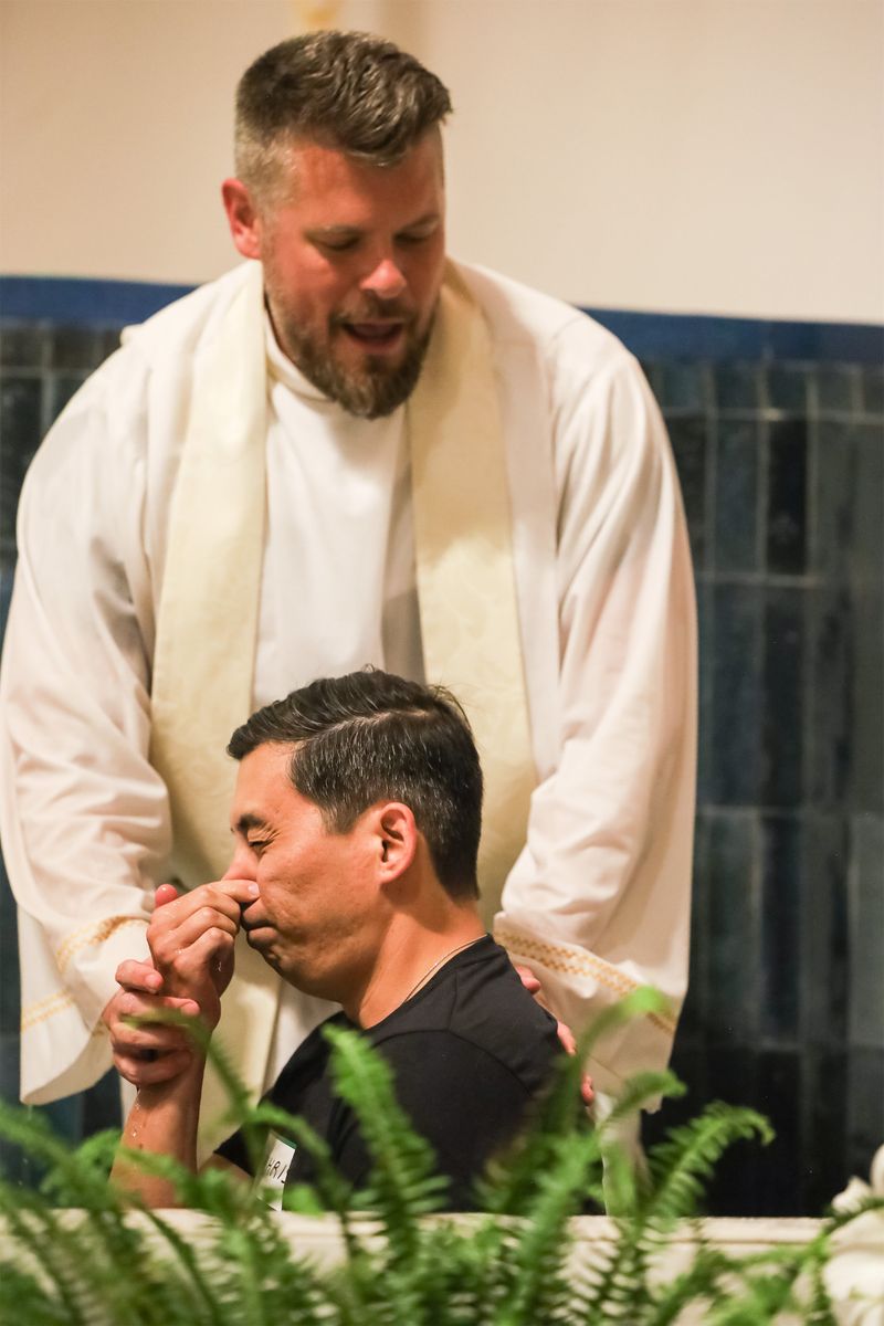 2026-04-04-easter-vigil-0171.jpg
