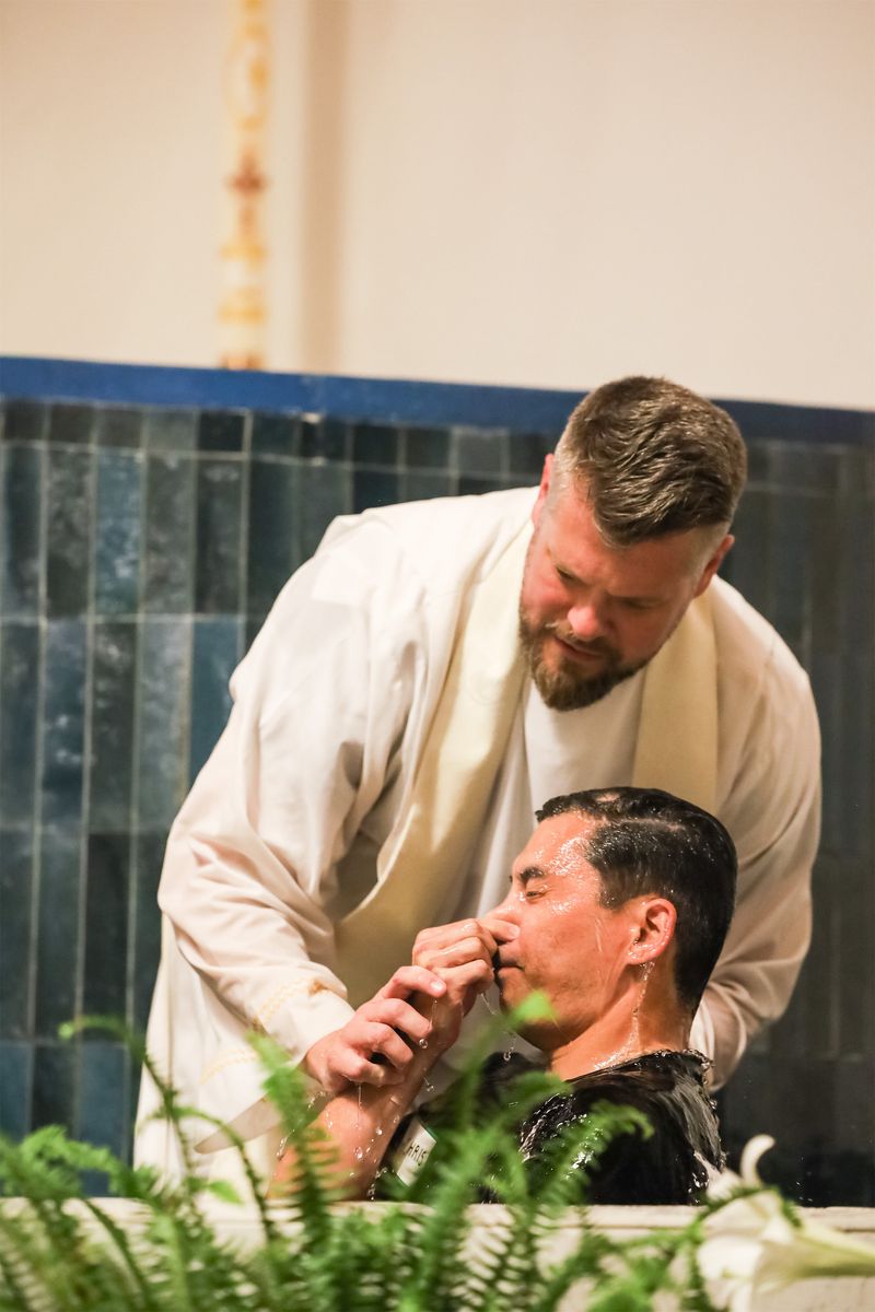 2026-04-04-easter-vigil-0172.jpg