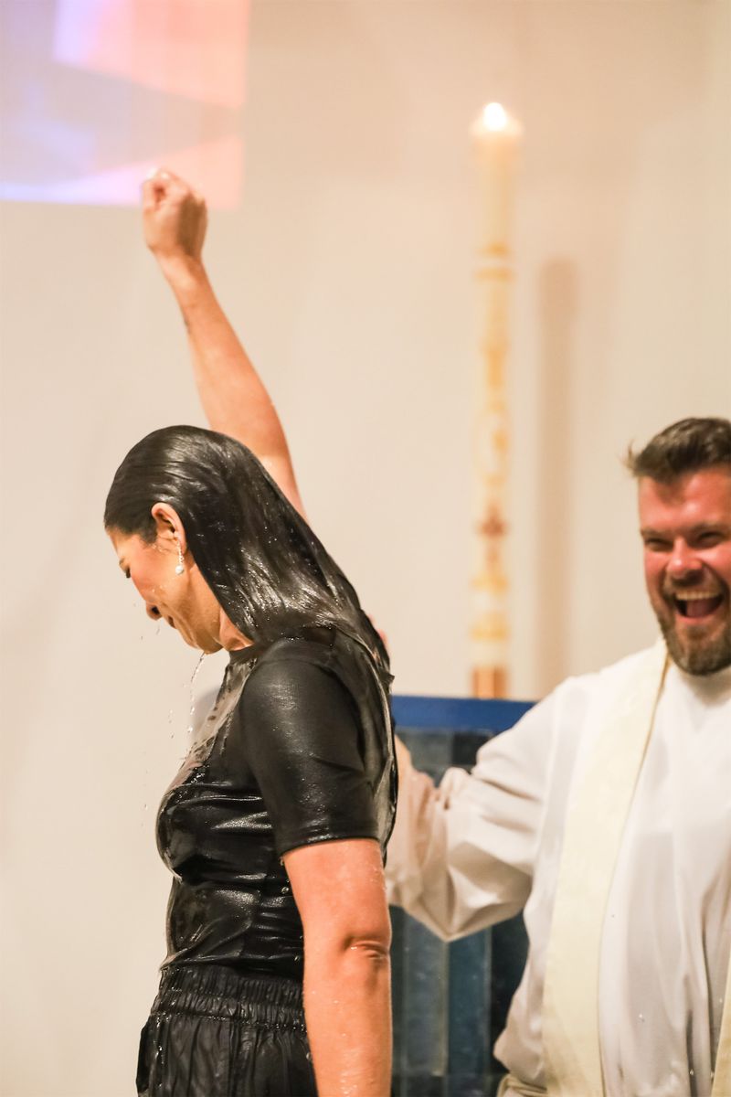 2026-04-04-easter-vigil-0198.jpg