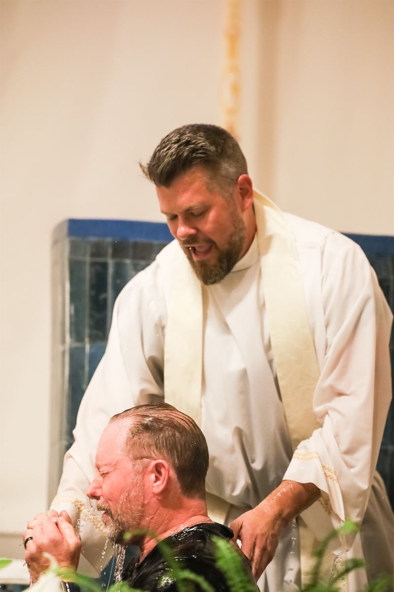 2026-04-04-easter-vigil-0231.jpg