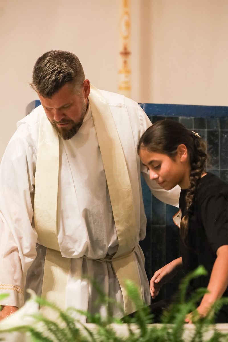 2026-04-04-easter-vigil-0236.jpg