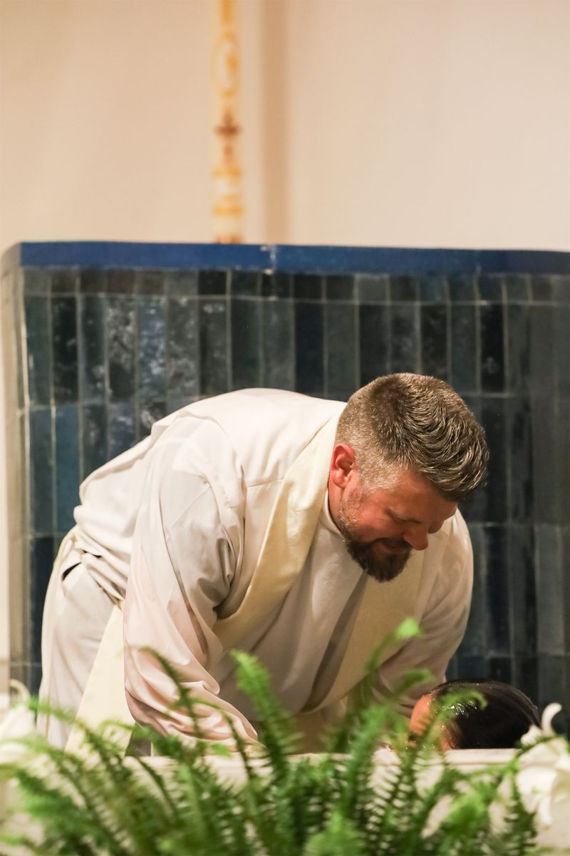 2026-04-04-easter-vigil-0239.jpg