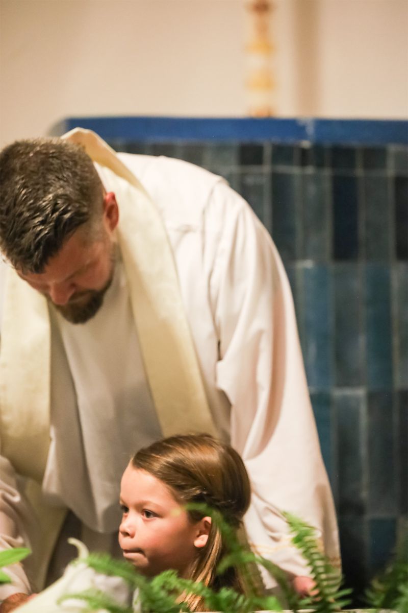 2026-04-04-easter-vigil-0258.jpg