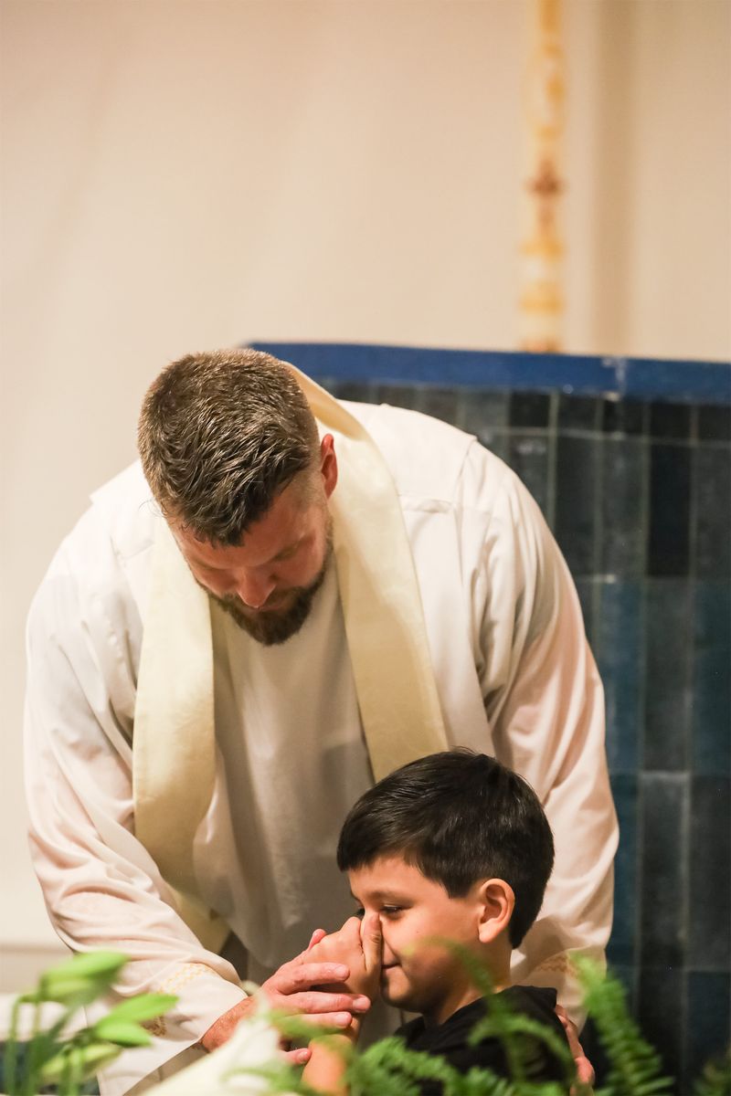 2026-04-04-easter-vigil-0273.jpg