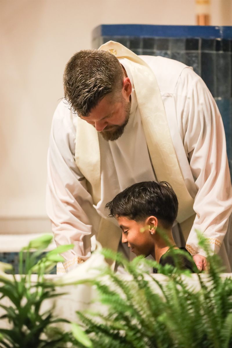 2026-04-04-easter-vigil-0280.jpg