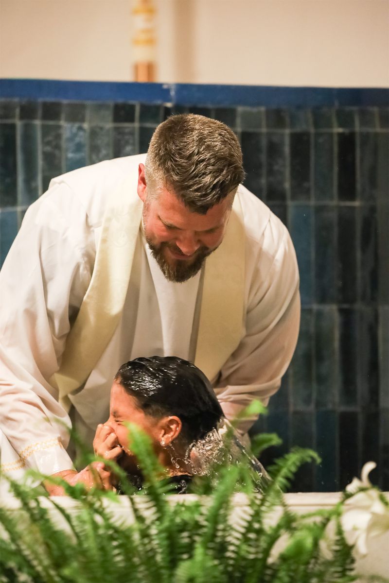 2026-04-04-easter-vigil-0283.jpg