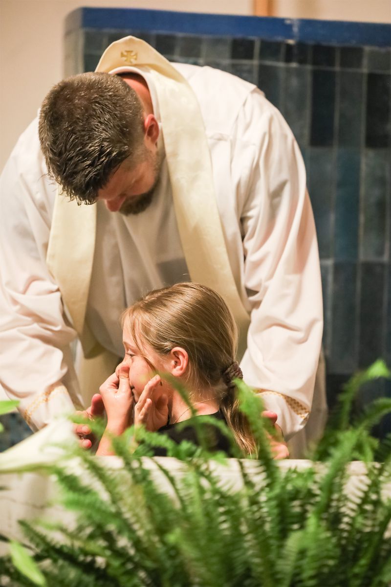2026-04-04-easter-vigil-0287.jpg