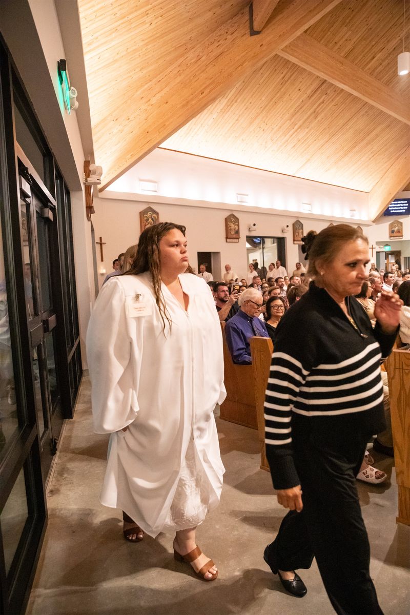 2026-04-04-easter-vigil-0312.jpg