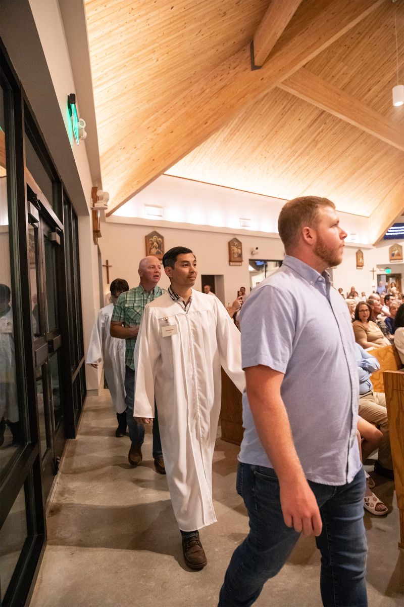 2026-04-04-easter-vigil-0314.jpg