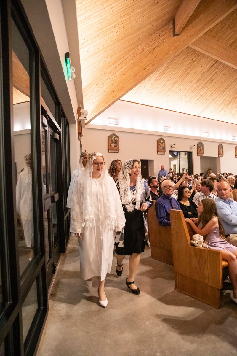 2026-04-04-easter-vigil-0320.jpg