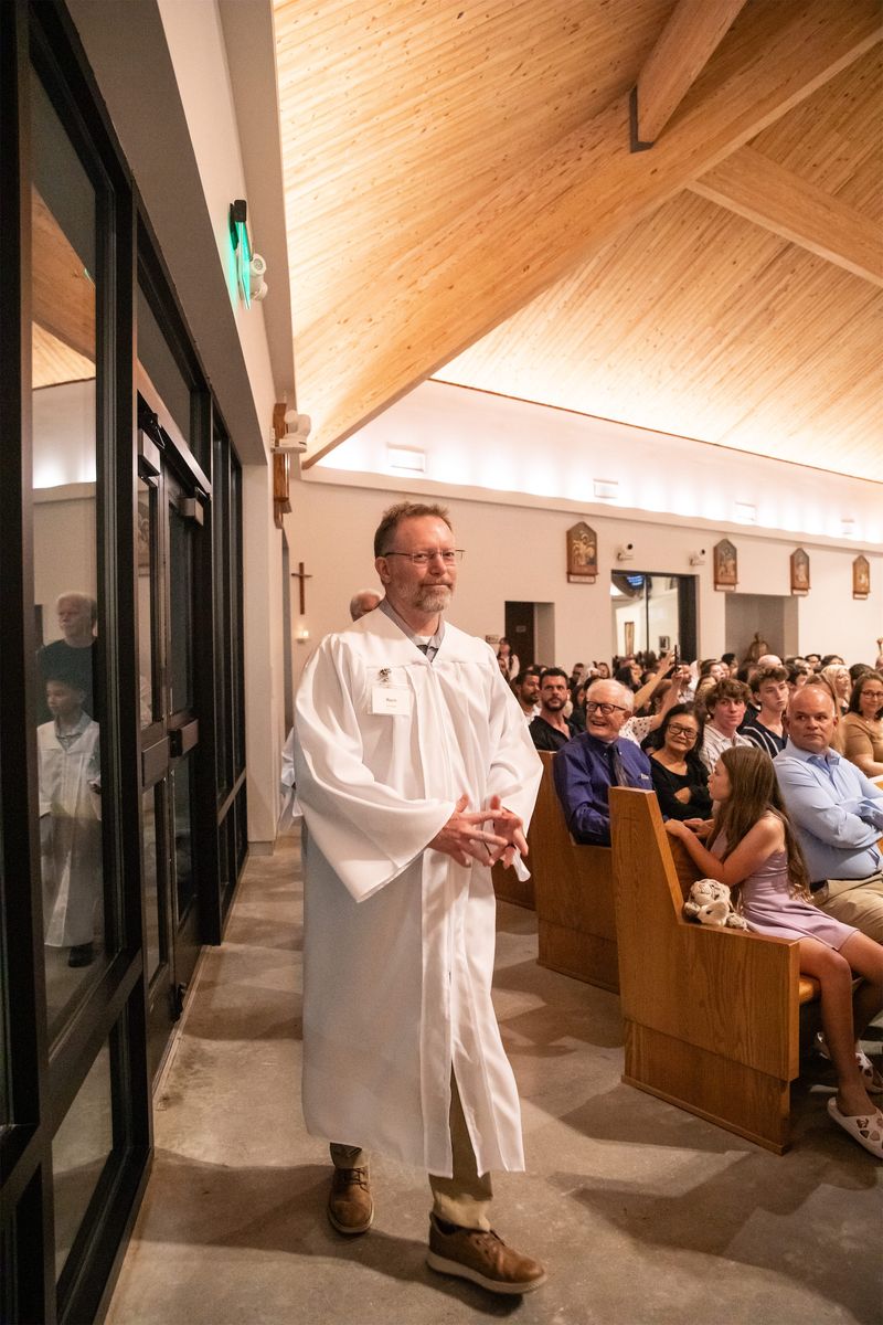 2026-04-04-easter-vigil-0322.jpg