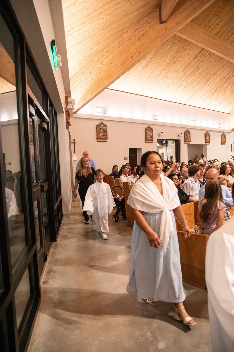 2026-04-04-easter-vigil-0325.jpg