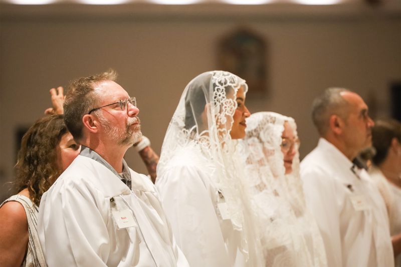 2026-04-04-easter-vigil-0330.jpg