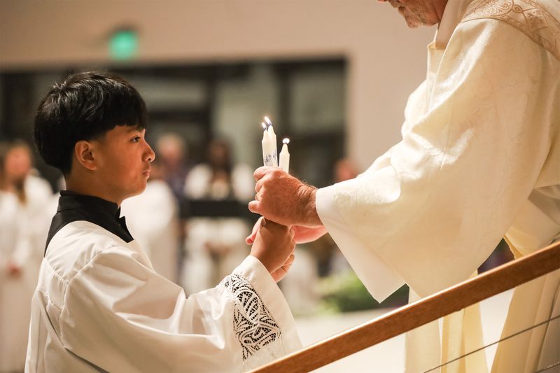 2026-04-04-easter-vigil-0347.jpg