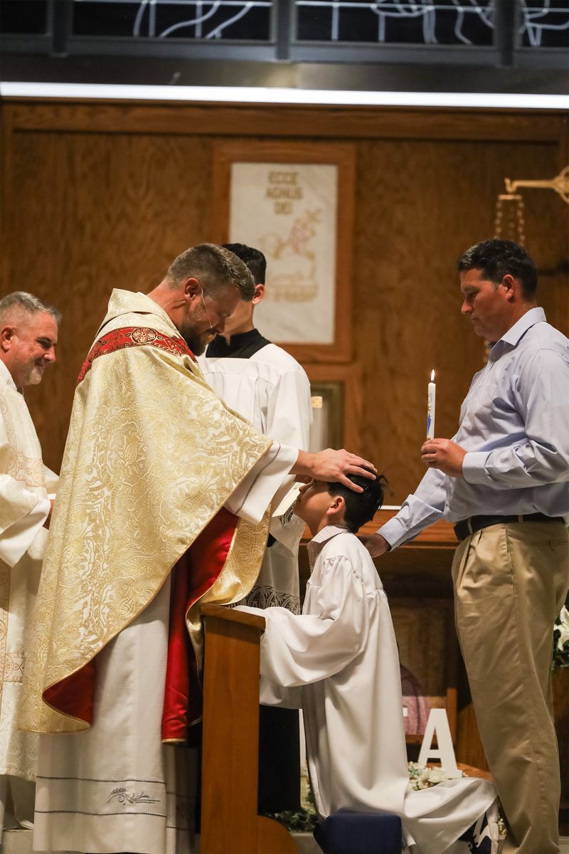 2026-04-04-easter-vigil-0361.jpg