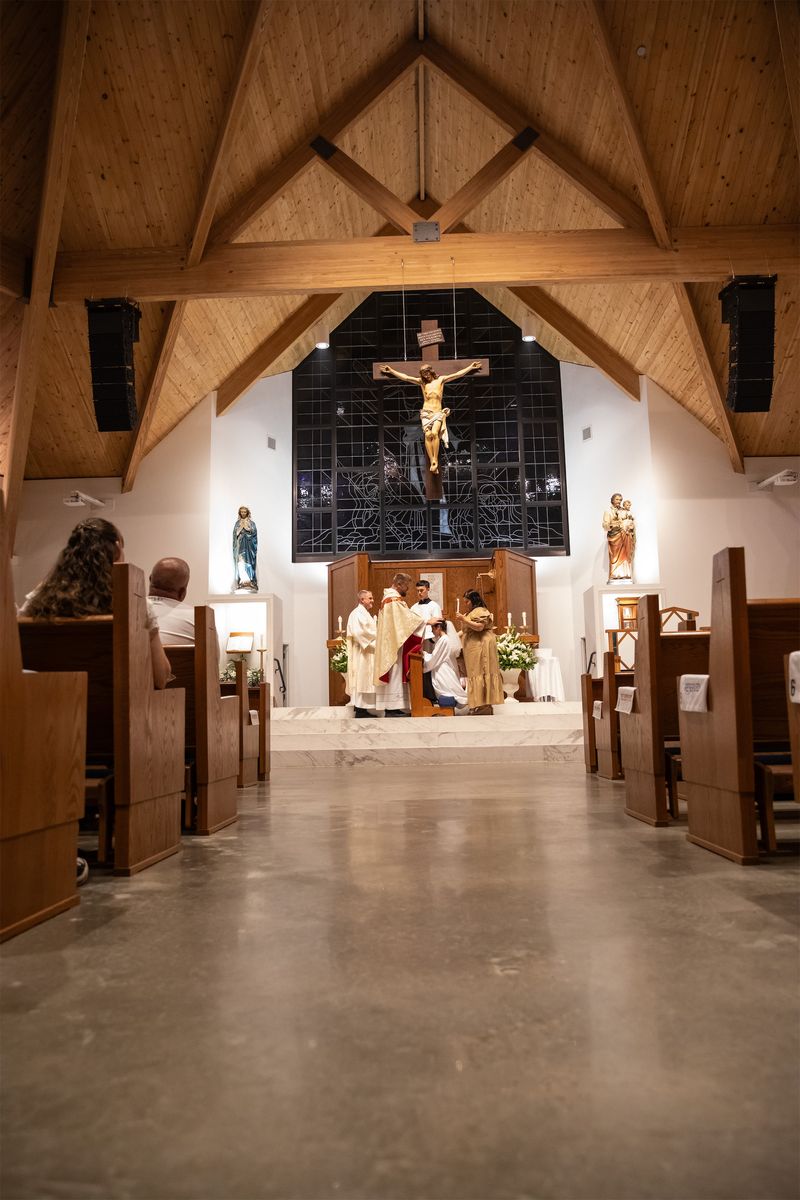 2026-04-04-easter-vigil-0380.jpg