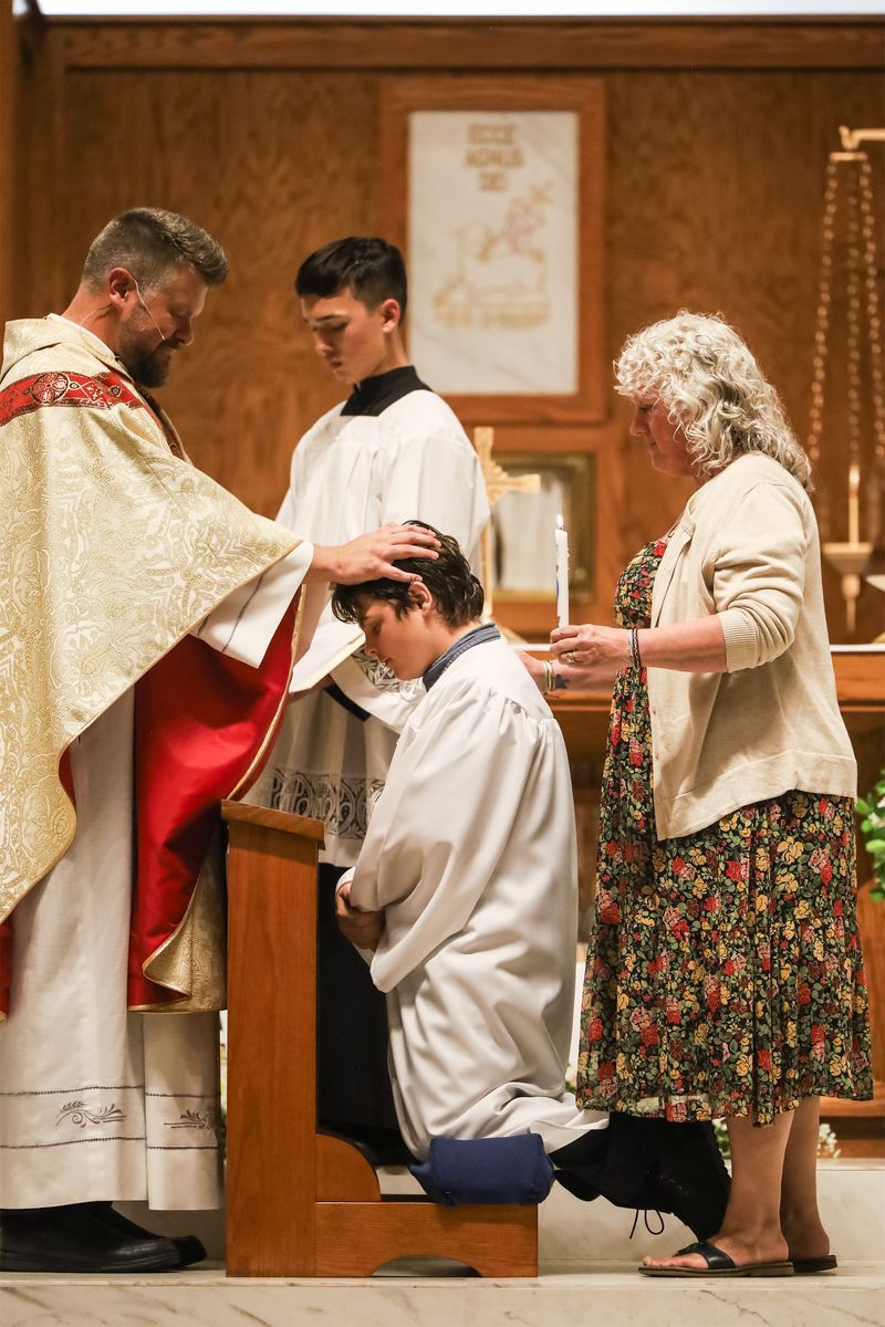 2026-04-04-easter-vigil-0432.jpg