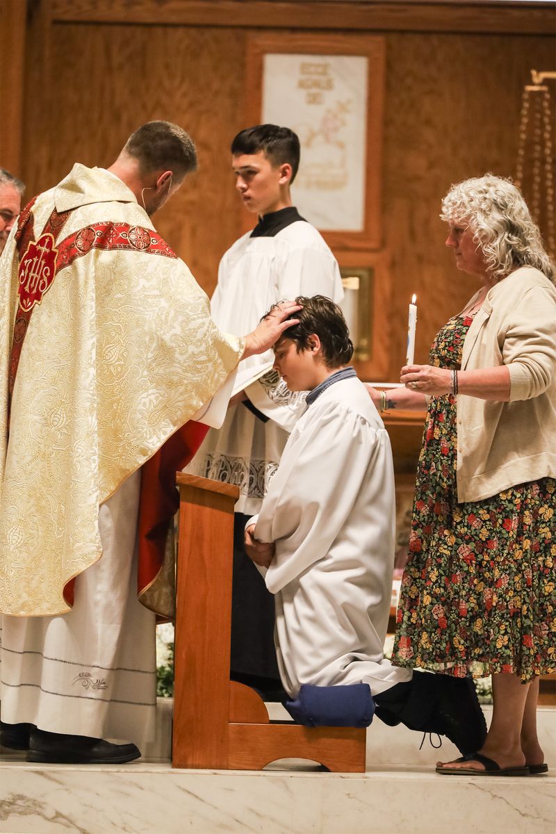 2026-04-04-easter-vigil-0433.jpg
