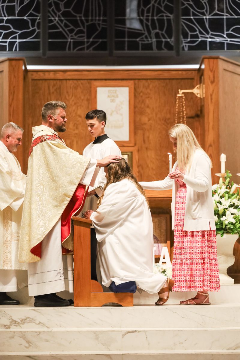 2026-04-04-easter-vigil-0444.jpg