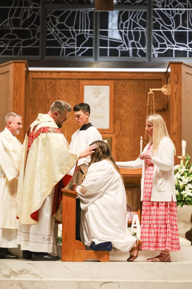 2026-04-04-easter-vigil-0445.jpg
