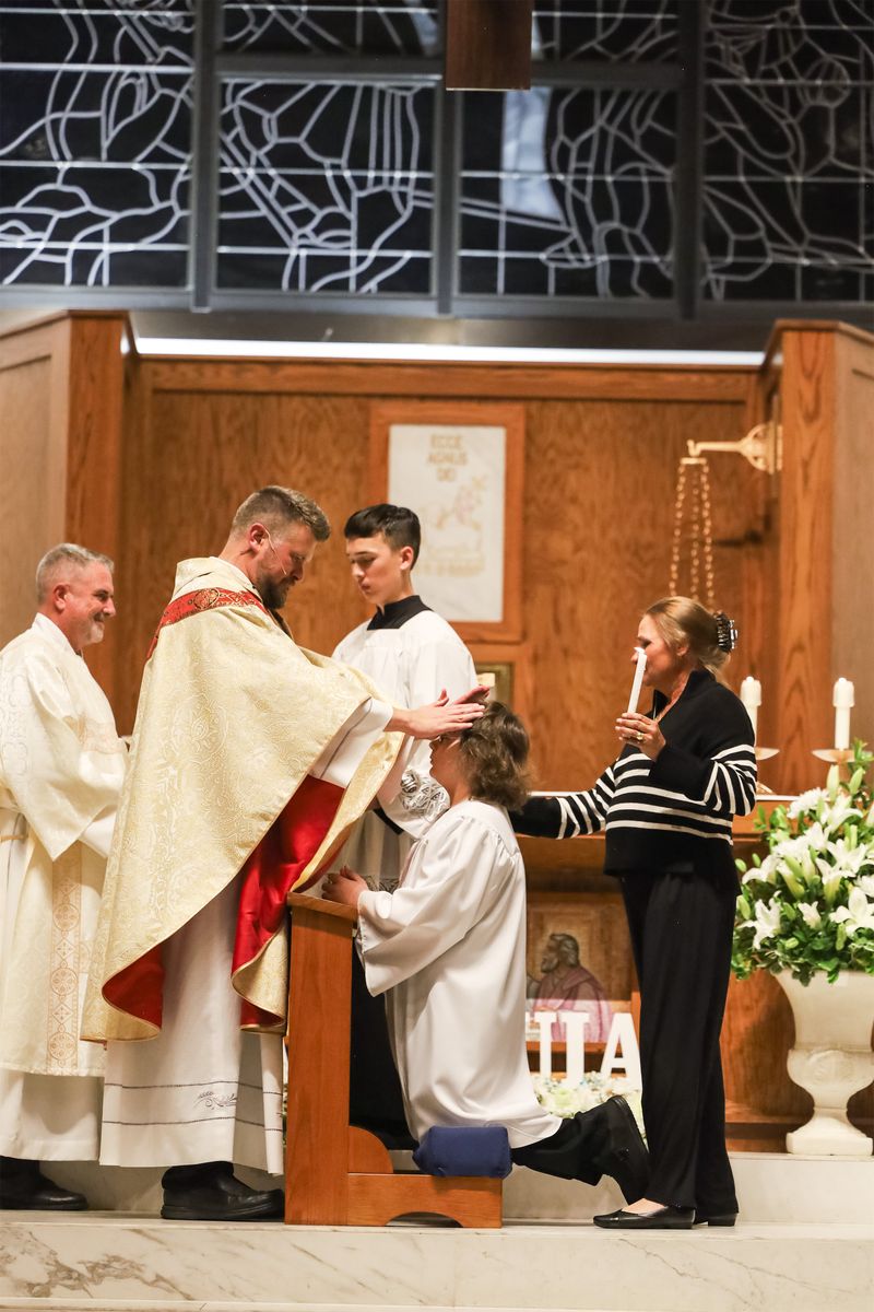 2026-04-04-easter-vigil-0448.jpg