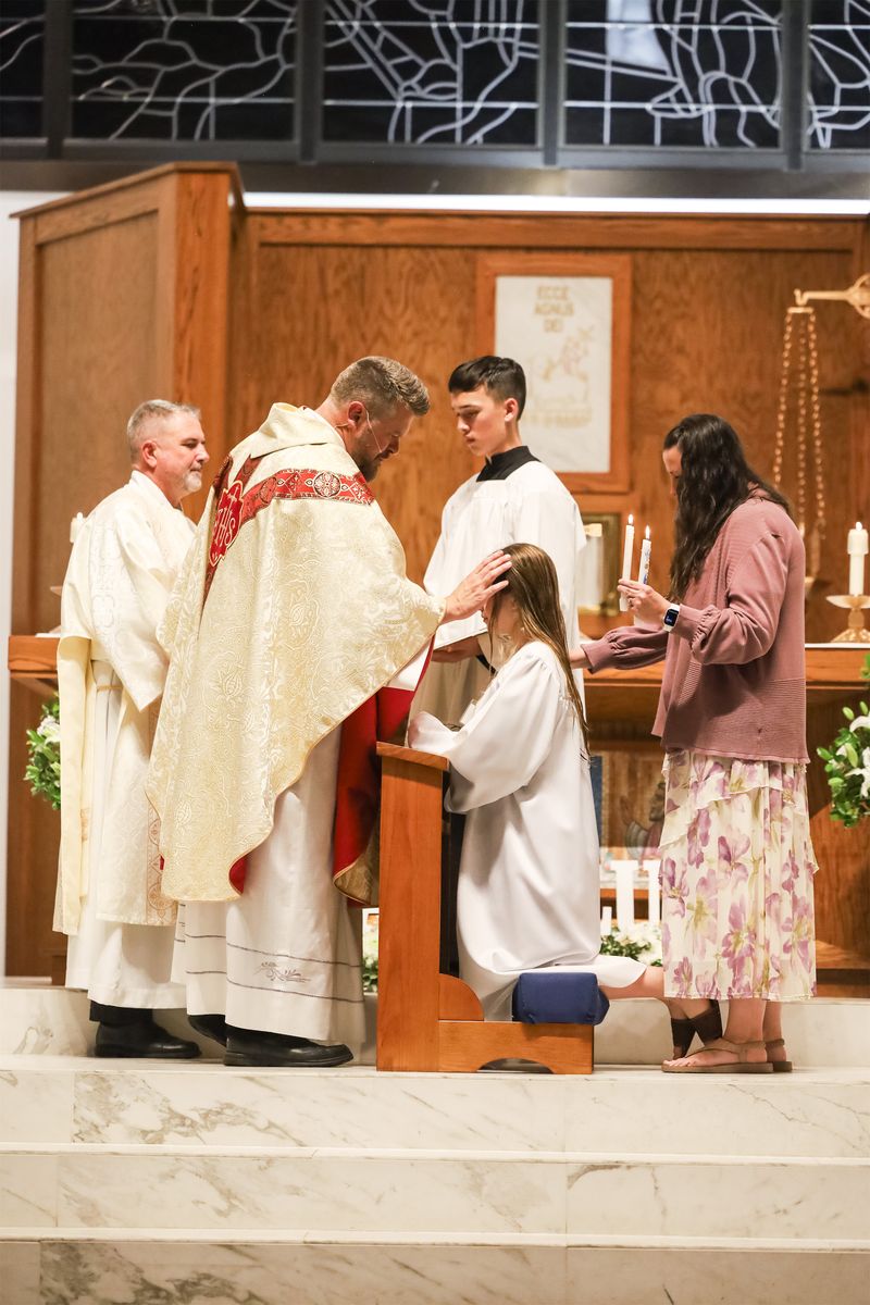 2026-04-04-easter-vigil-0453.jpg