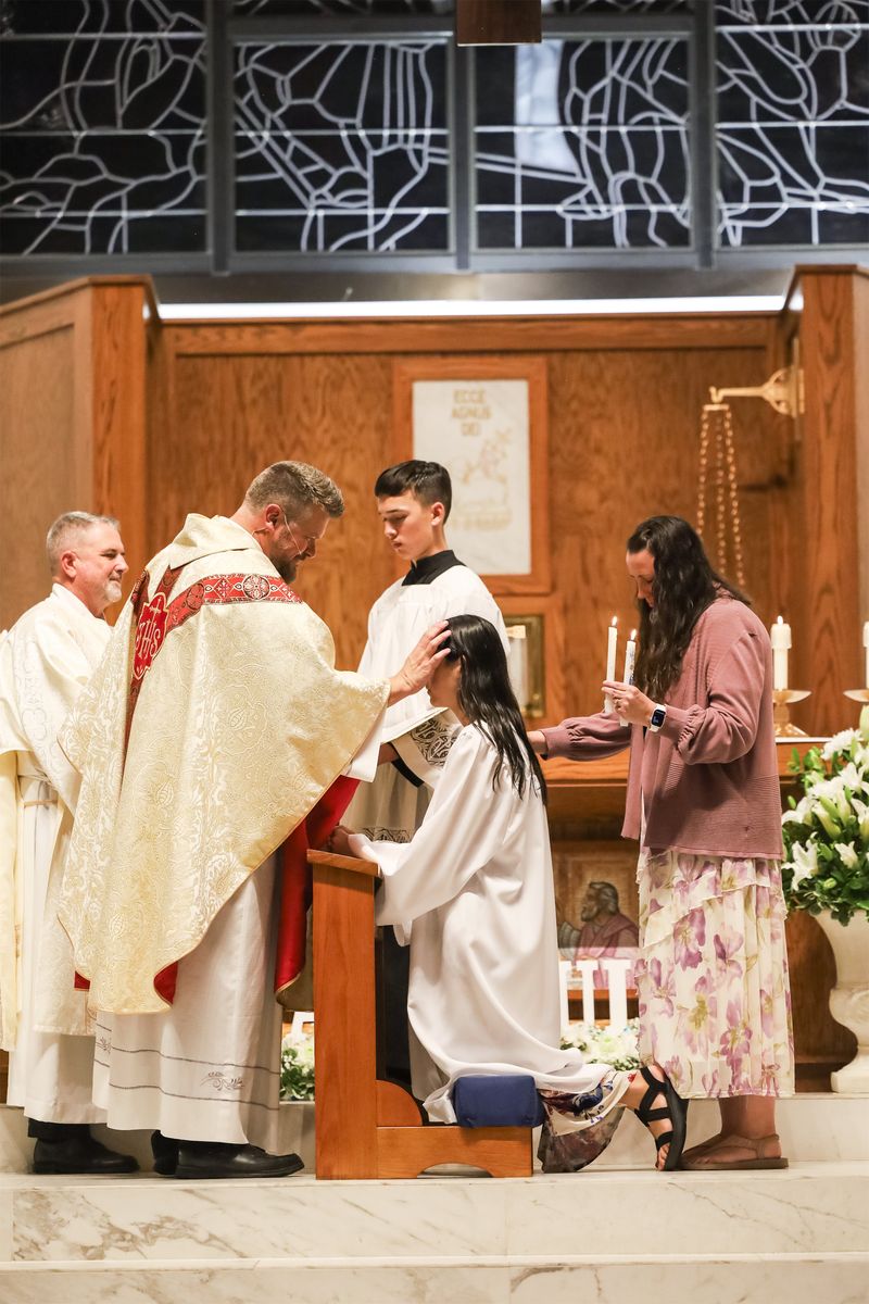 2026-04-04-easter-vigil-0457.jpg