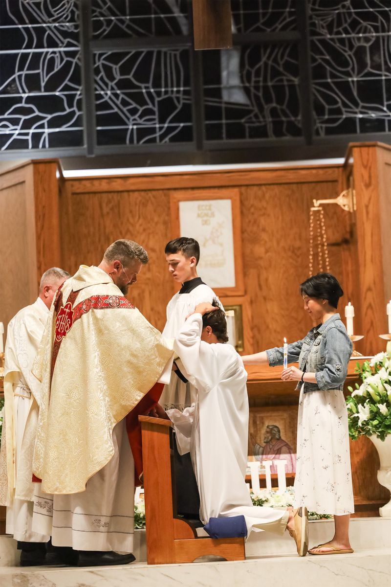 2026-04-04-easter-vigil-0478.jpg