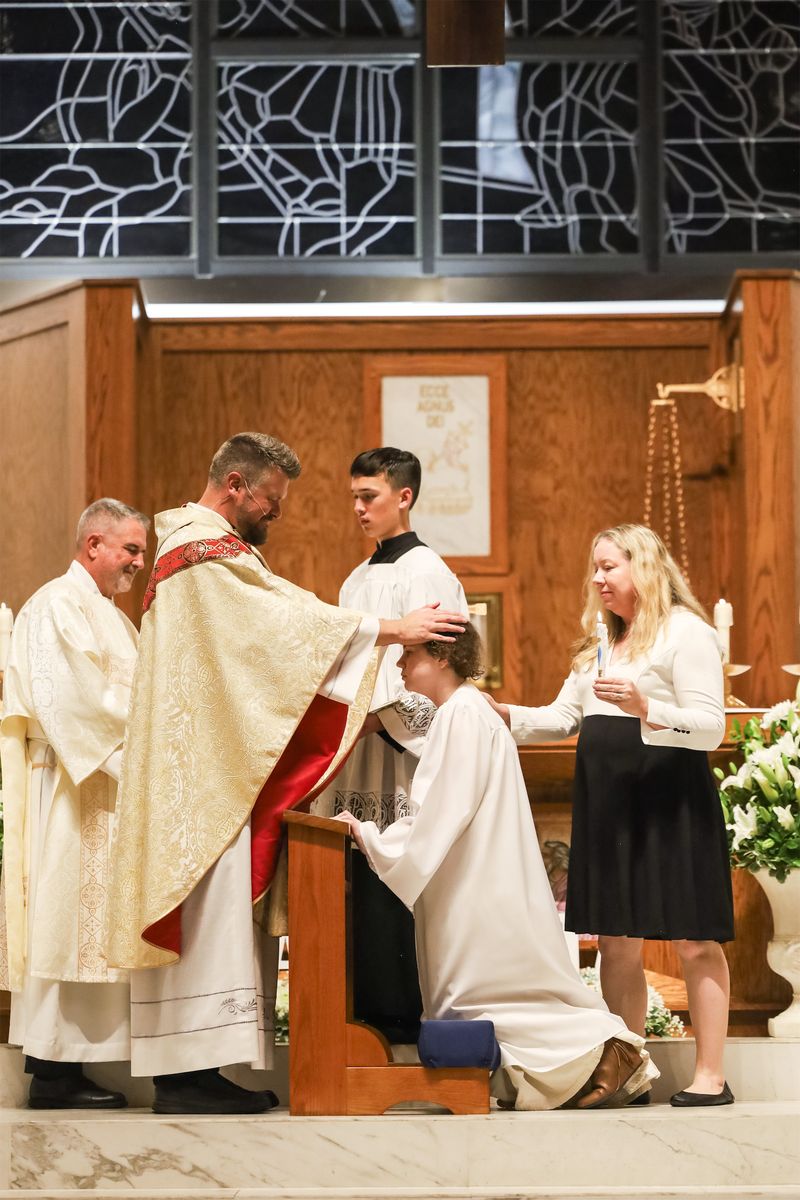 2026-04-04-easter-vigil-0482.jpg