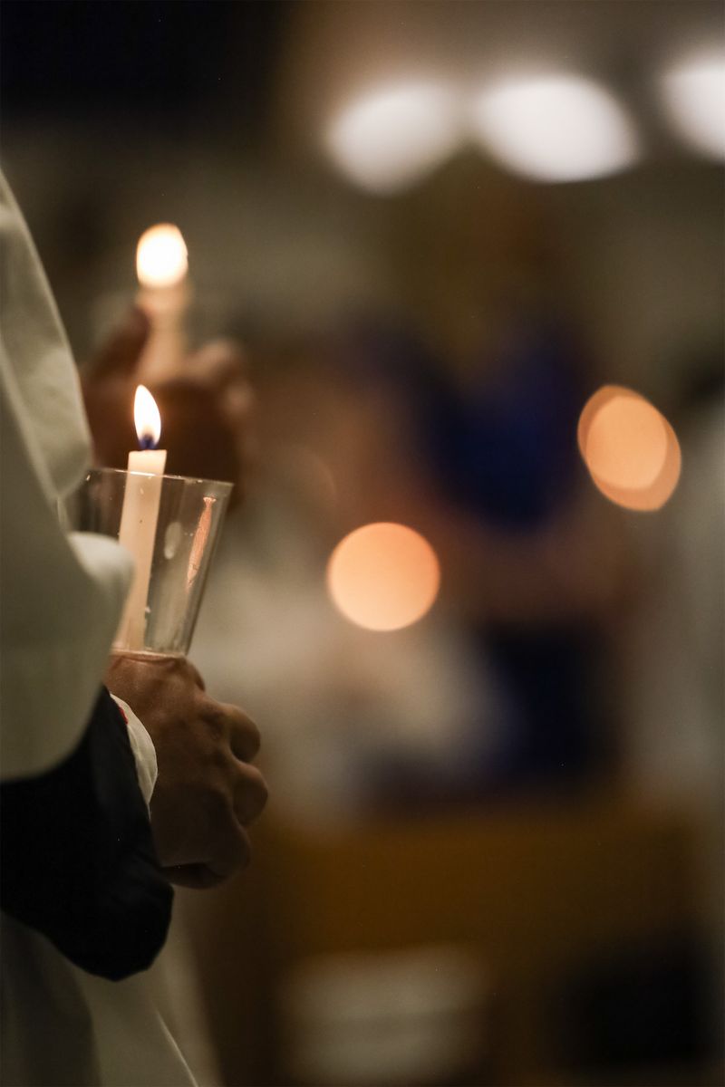 2026-04-04-easter-vigil-0500.jpg