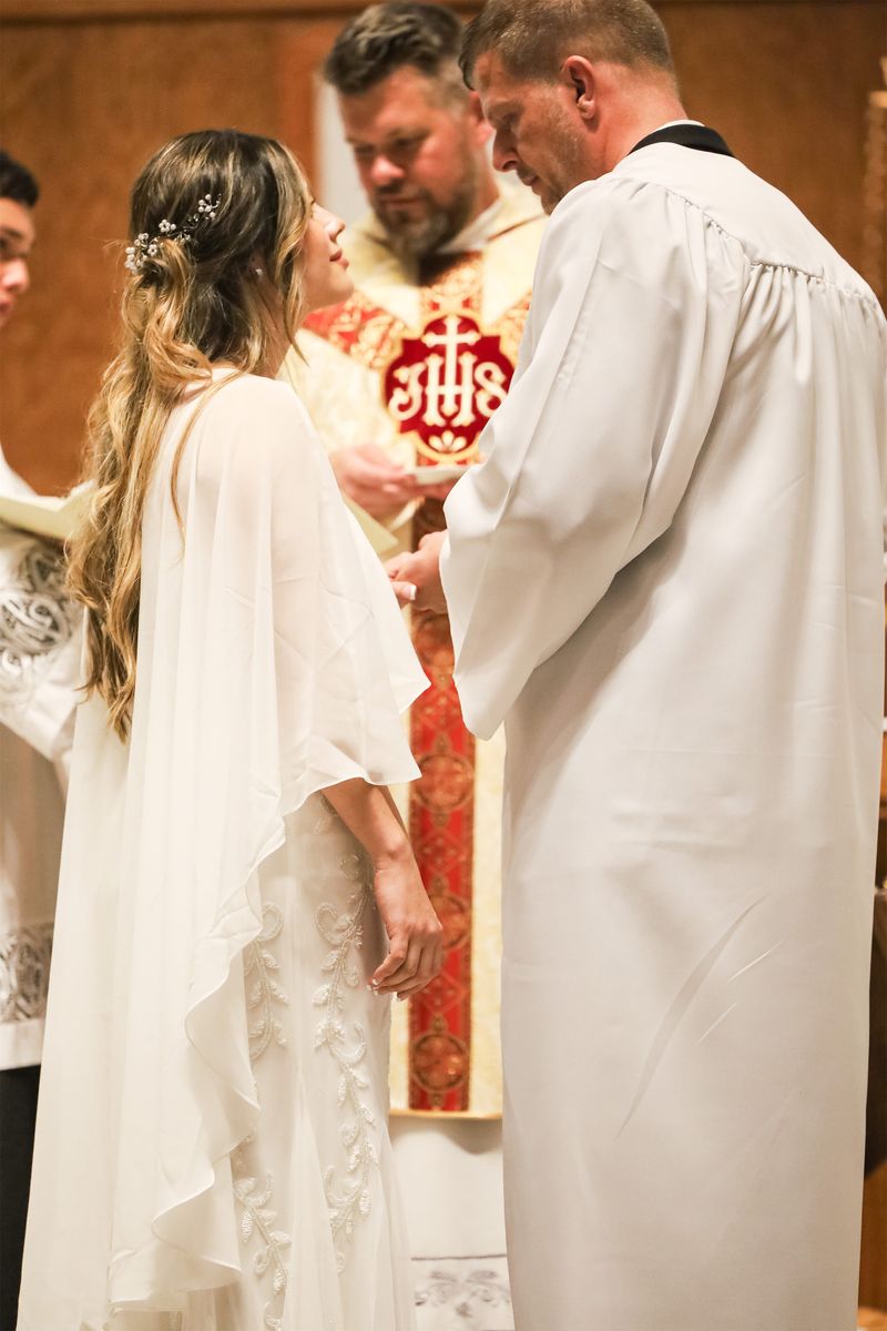 2026-04-04-easter-vigil-0517.jpg