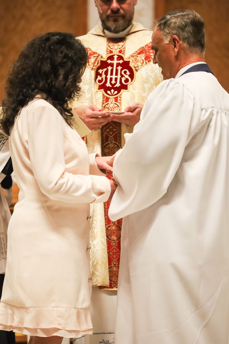2026-04-04-easter-vigil-0531.jpg