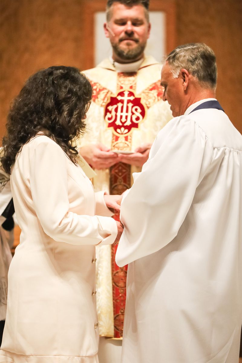2026-04-04-easter-vigil-0532.jpg