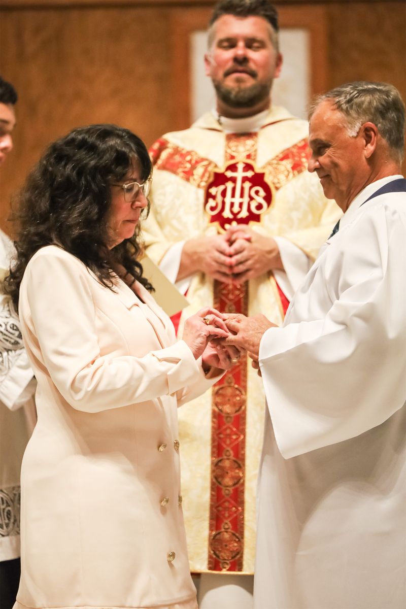 2026-04-04-easter-vigil-0534.jpg