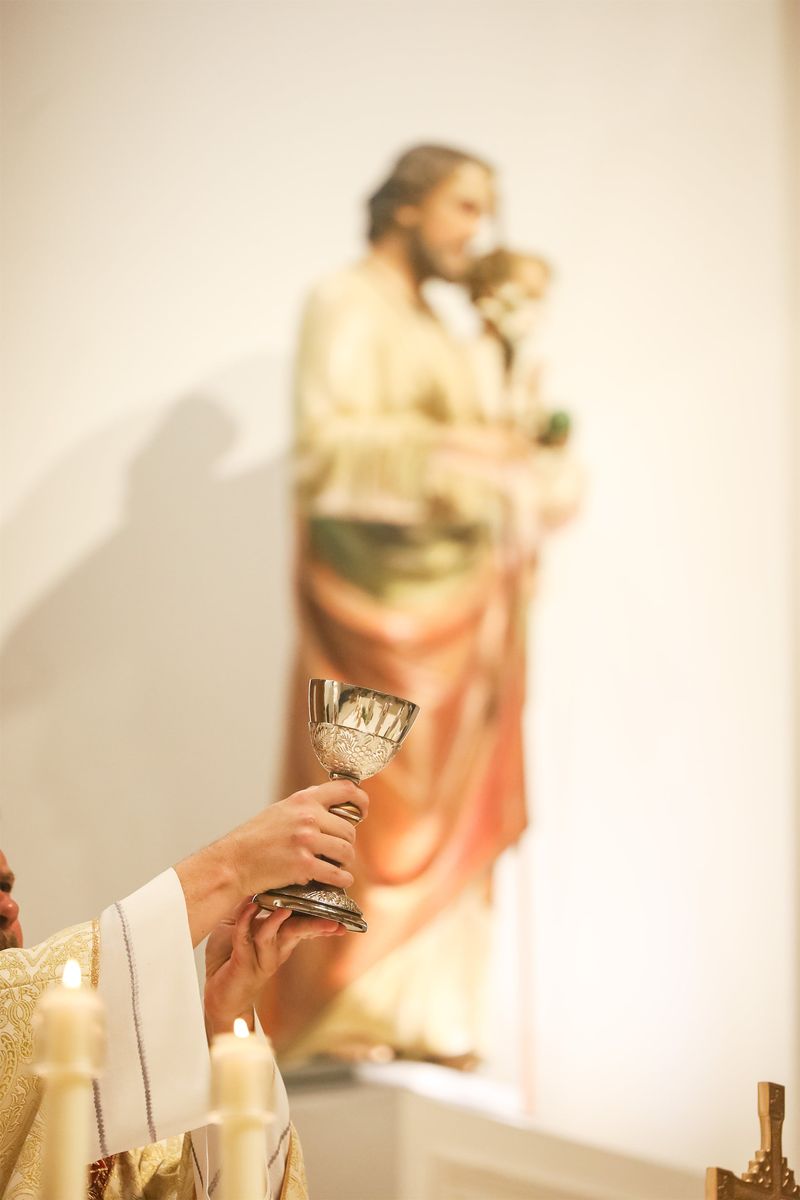 2026-04-04-easter-vigil-0545.jpg