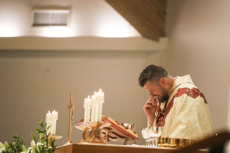 2026-04-04-easter-vigil-0548.jpg
