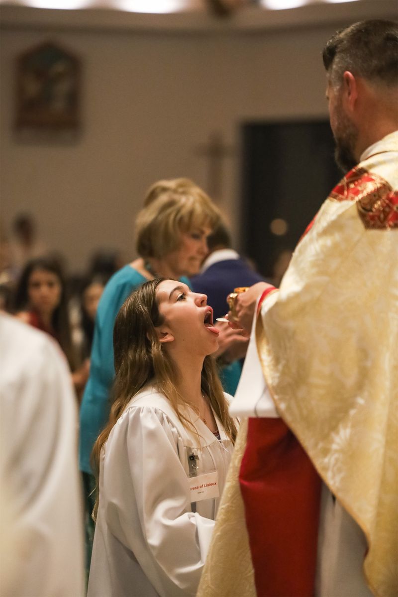 2026-04-04-easter-vigil-0554.jpg